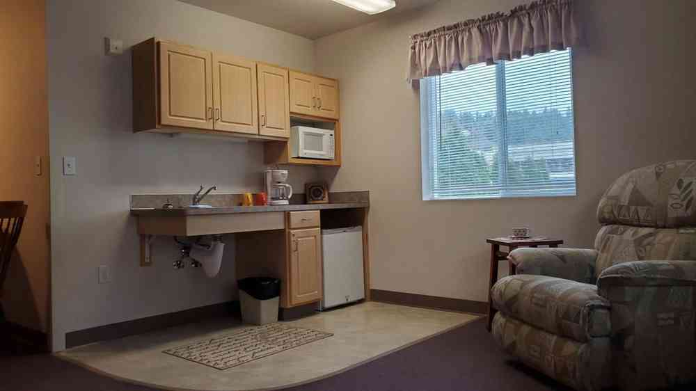Chehalis West shared living area