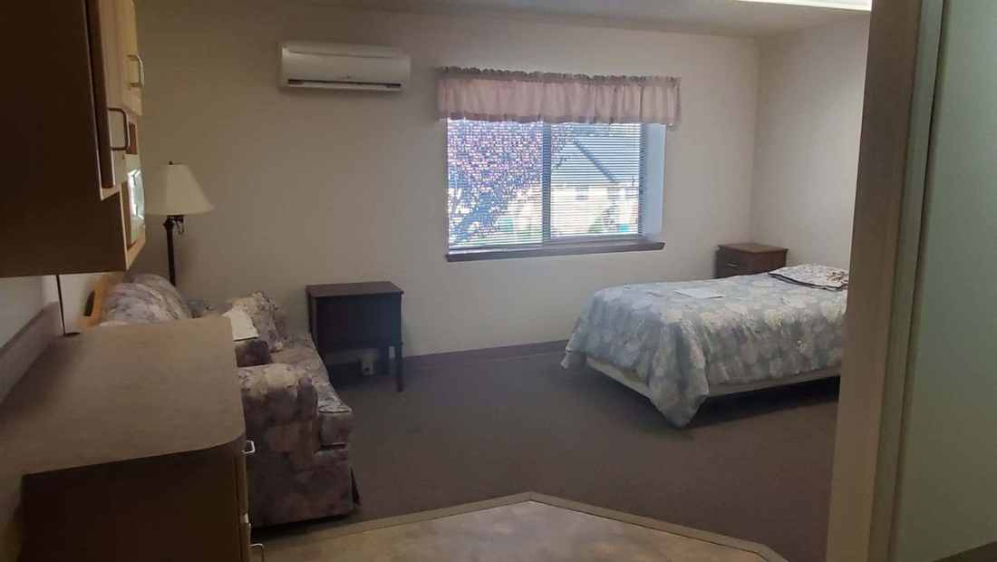Studio Apartment 2 storage area