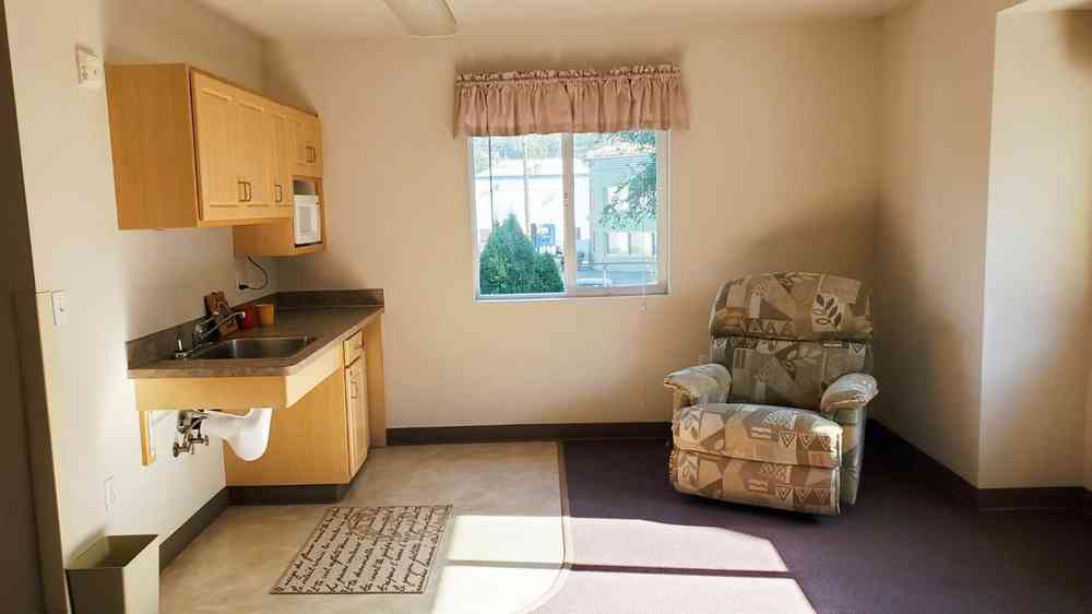 Studio Apartment 3 bedroom area