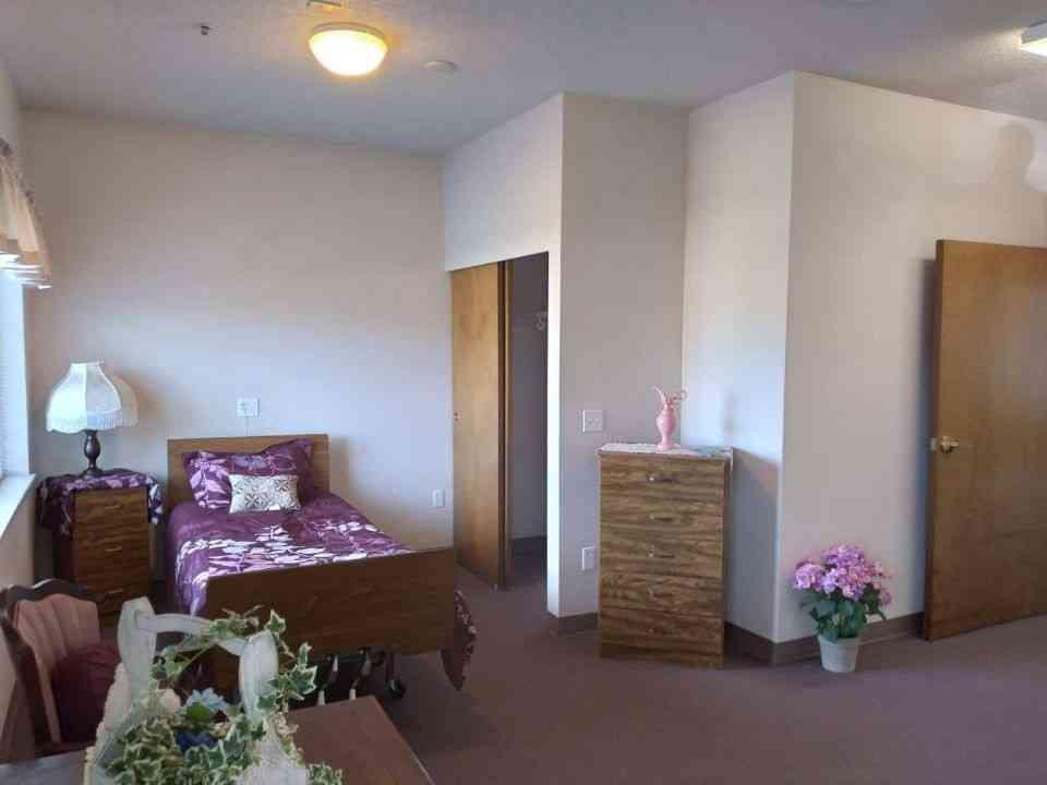 Studio Apartment 3 storage area
